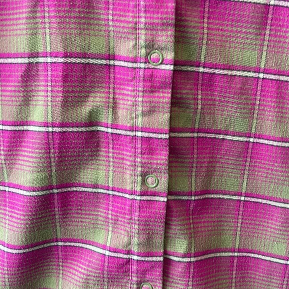 BURTON DryRide Blitz Snap Flannel DryRide Shirt - Tart Color - Women's Medium - Picture 7 of 9
